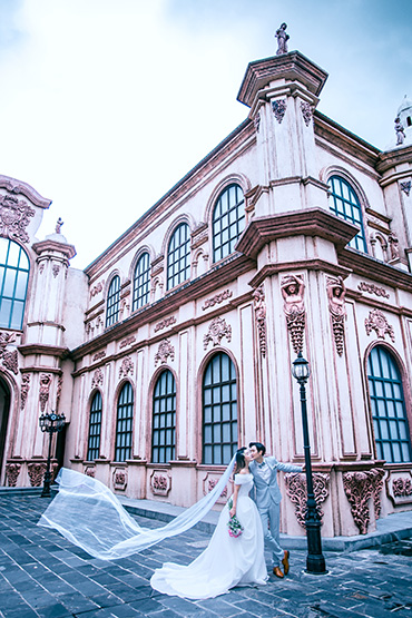 玫瑰小镇婚纱摄影基地之布拉格城堡拍摄主题